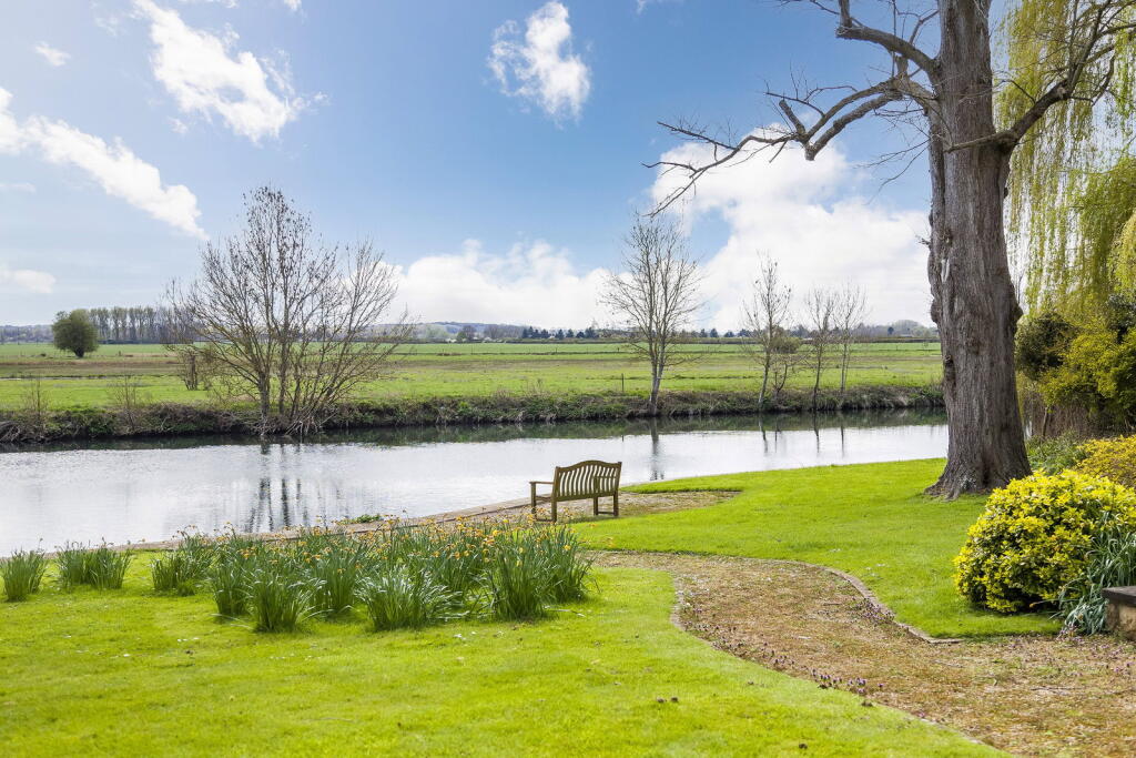 Main image of property: Riverside House, Burcot, OX14