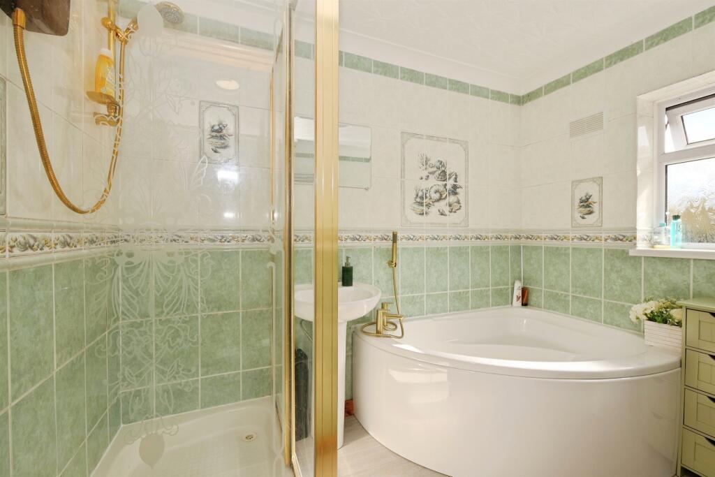 House in Newport, Ebbw Vale South - More
