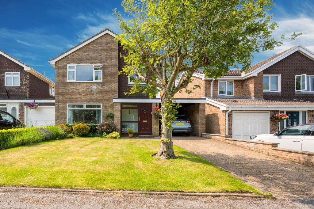 Main image of property: Redcliffe Gardens, Aughton, L39