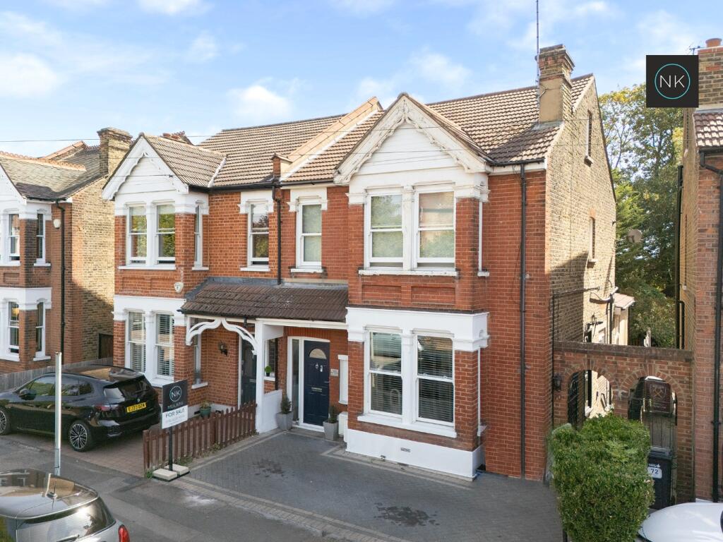 Main image of property: Eastwood Road, South Woodford, London, E18