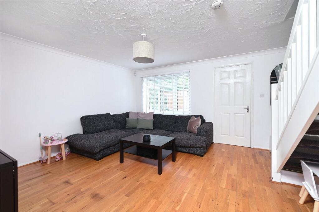 House in Surrey Heath, Camberley - View 5