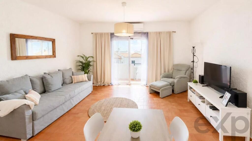 Main image of property: Algarve, Quelfes