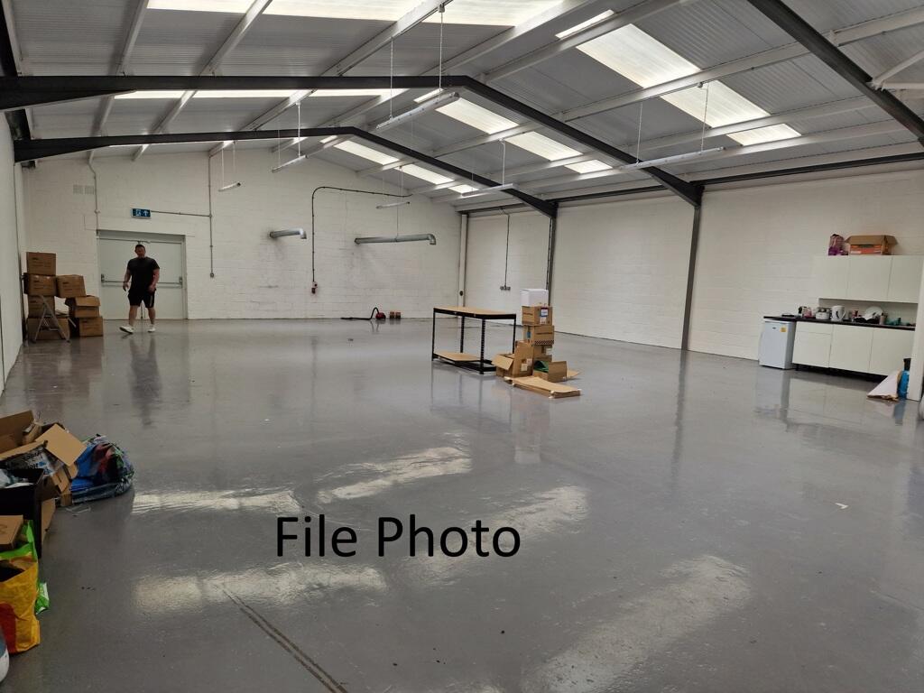 Photo 3