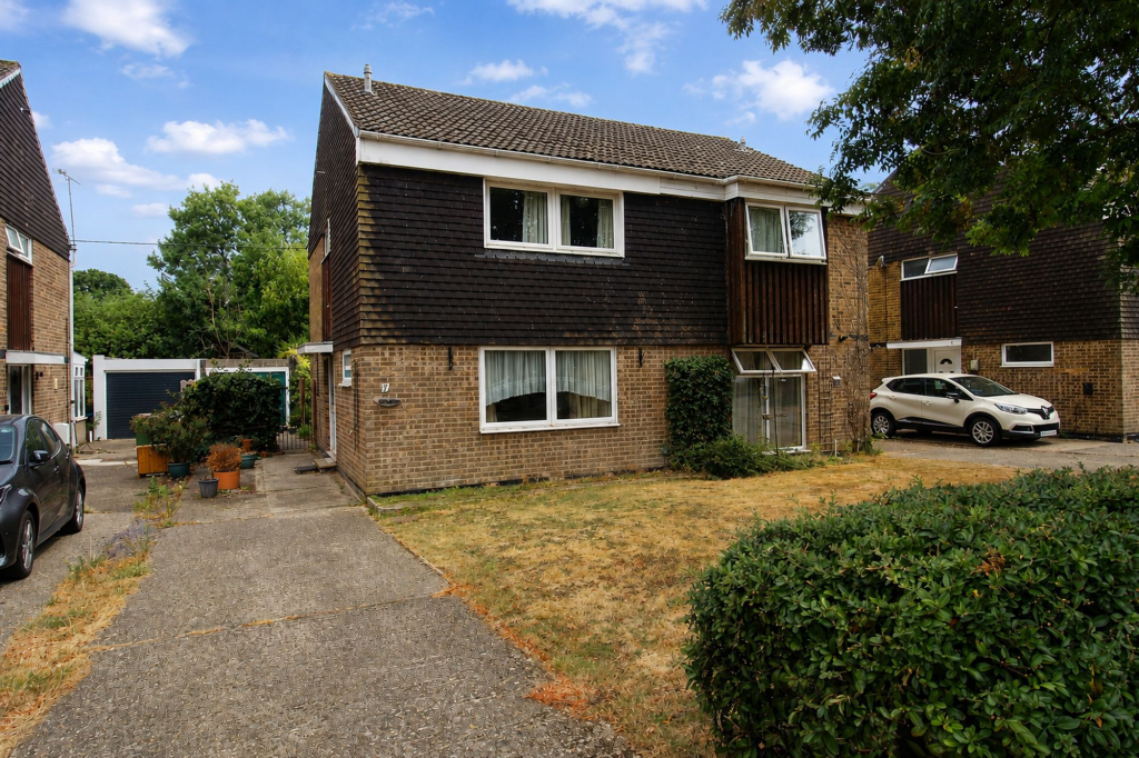 Main image of property: Downland Close, Botley, SO30