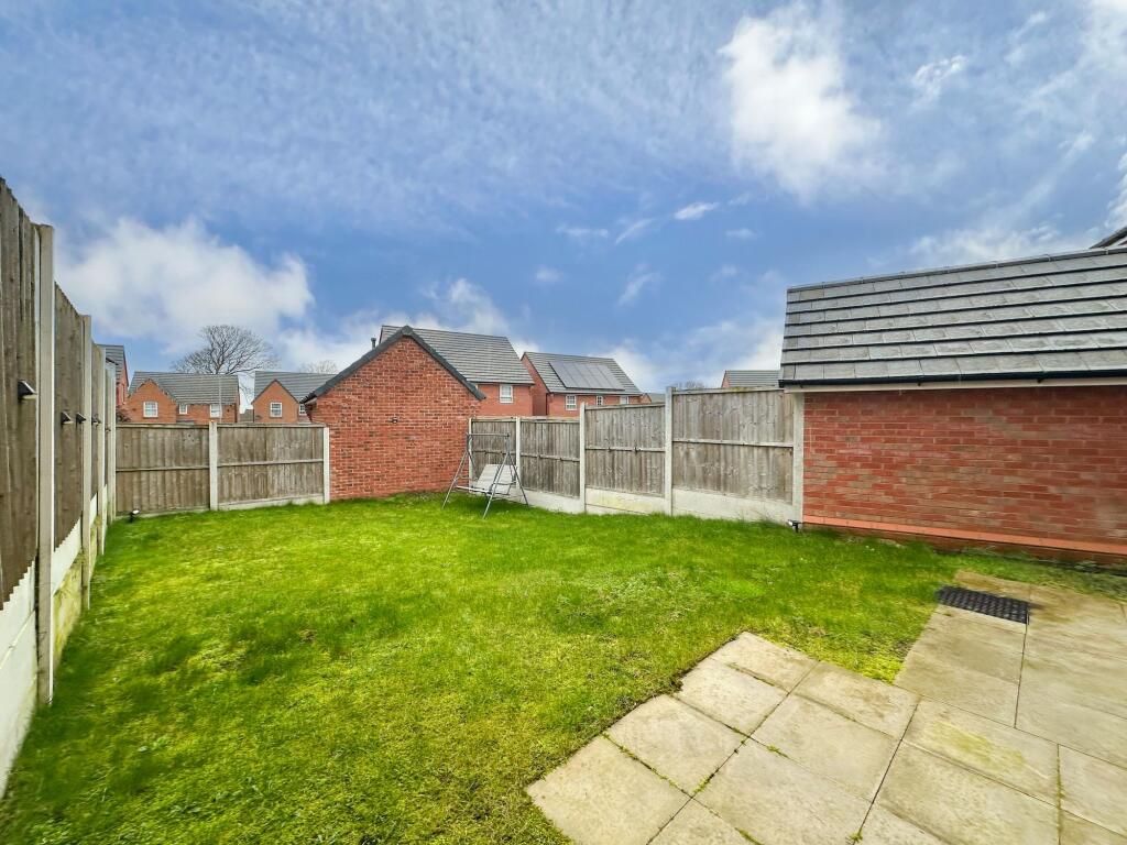 Far Hey Drive, Wirral, CH49 - View 2