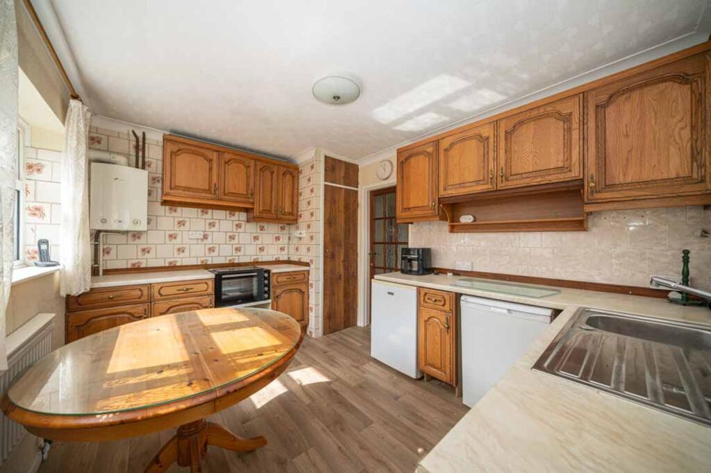 House in Caddington, Chaul End - View 4