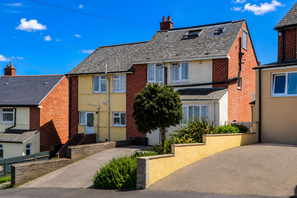 Main image of property: Warwick Way, Barry