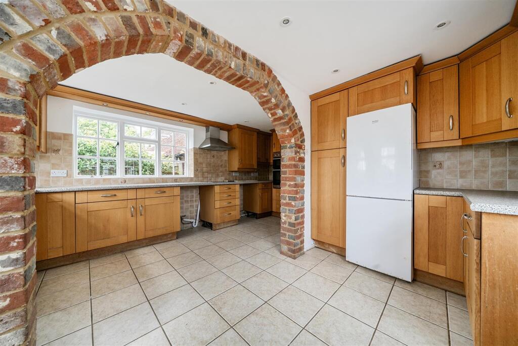 House in Tonbridge - More