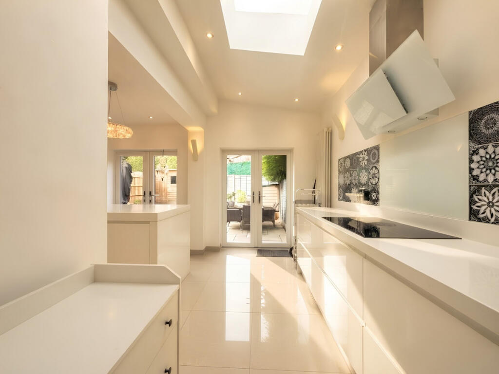 House in Birmingham, West Heath - More