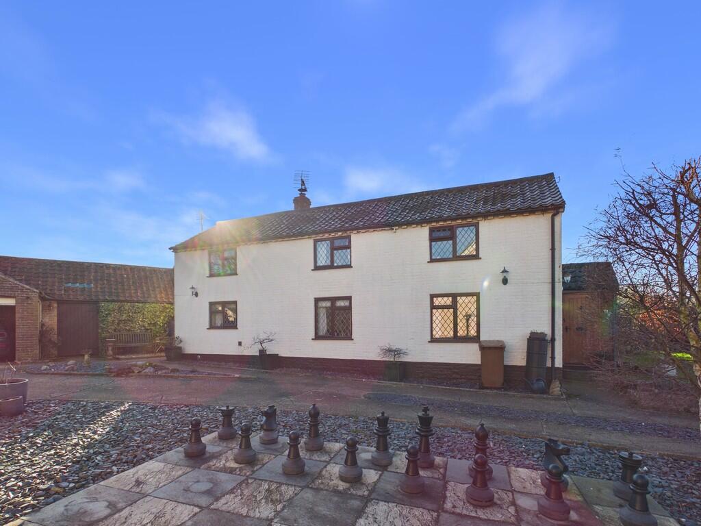 Main image of property: Hempnall Road, Woodton