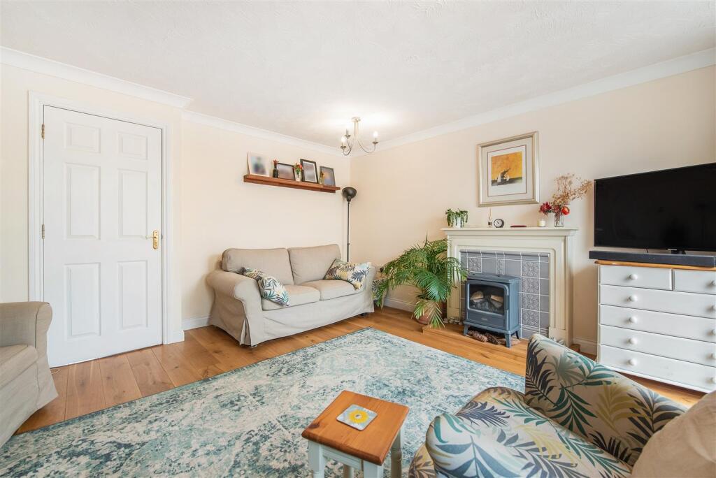 House in Test Valley, Andover - More