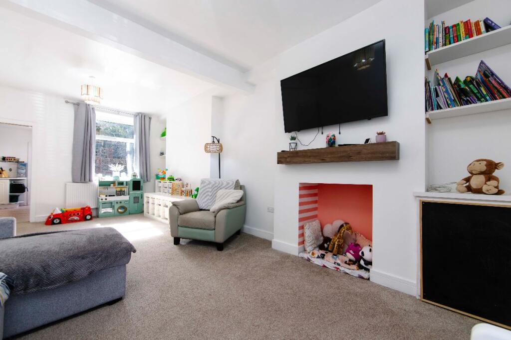 House in Cardiff - More