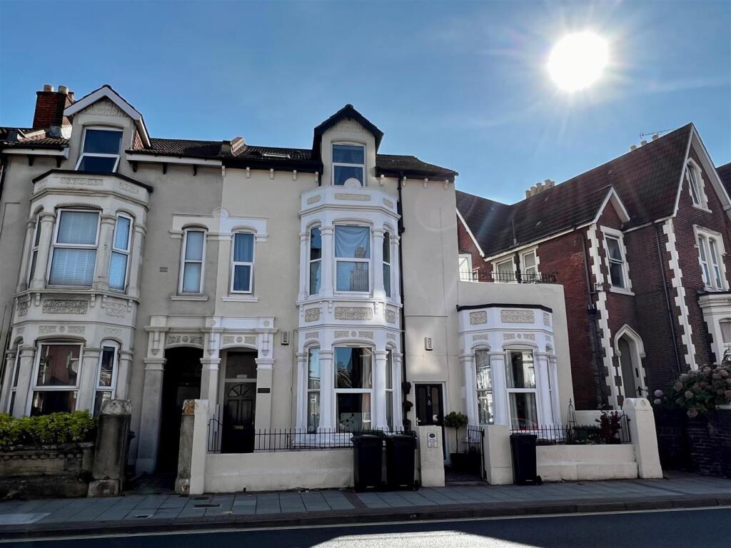Main image of property: VICTORIA ROAD NORTH, SOUTHSEA, PO5 1QA