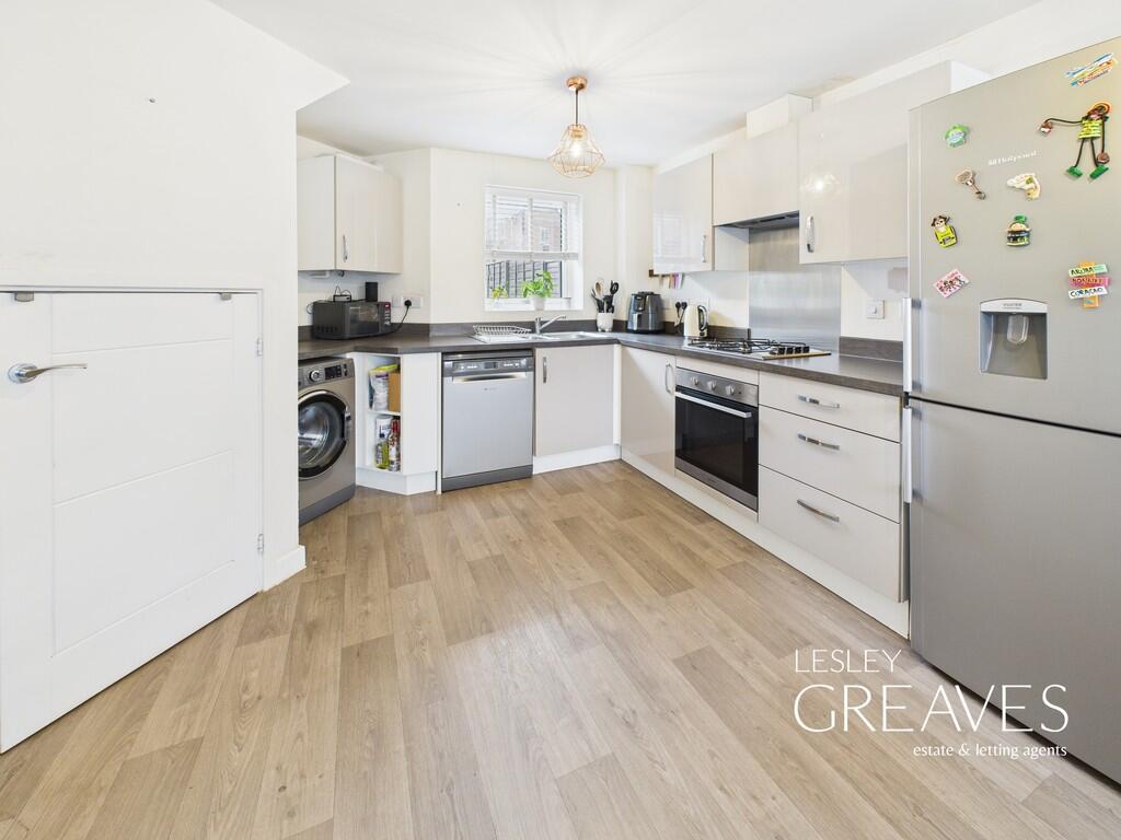 Duckworth Close, Gedling, Nottingham photo 4