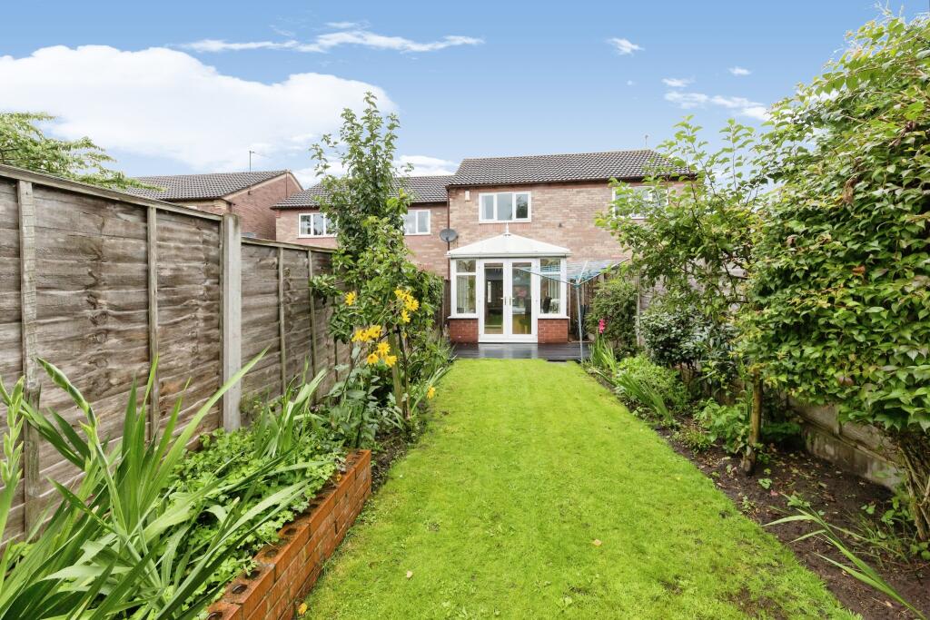 House in Middlewich, Cheshire East - View 5