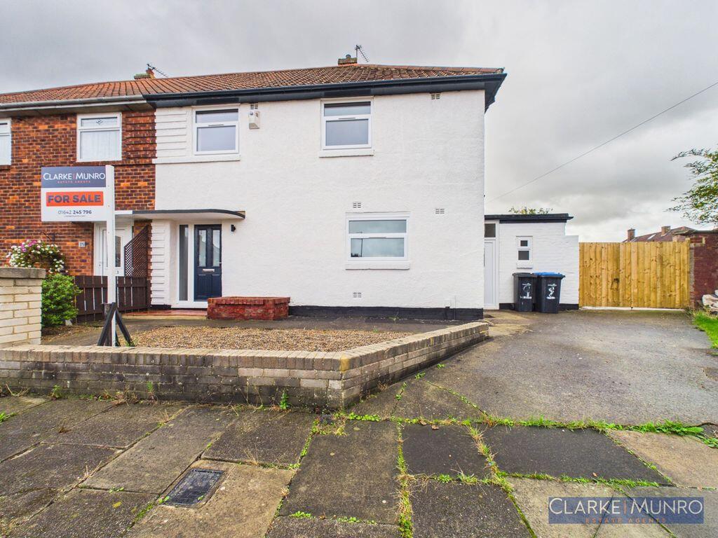3-bed semi-detached on Embsay Close, , £160,000