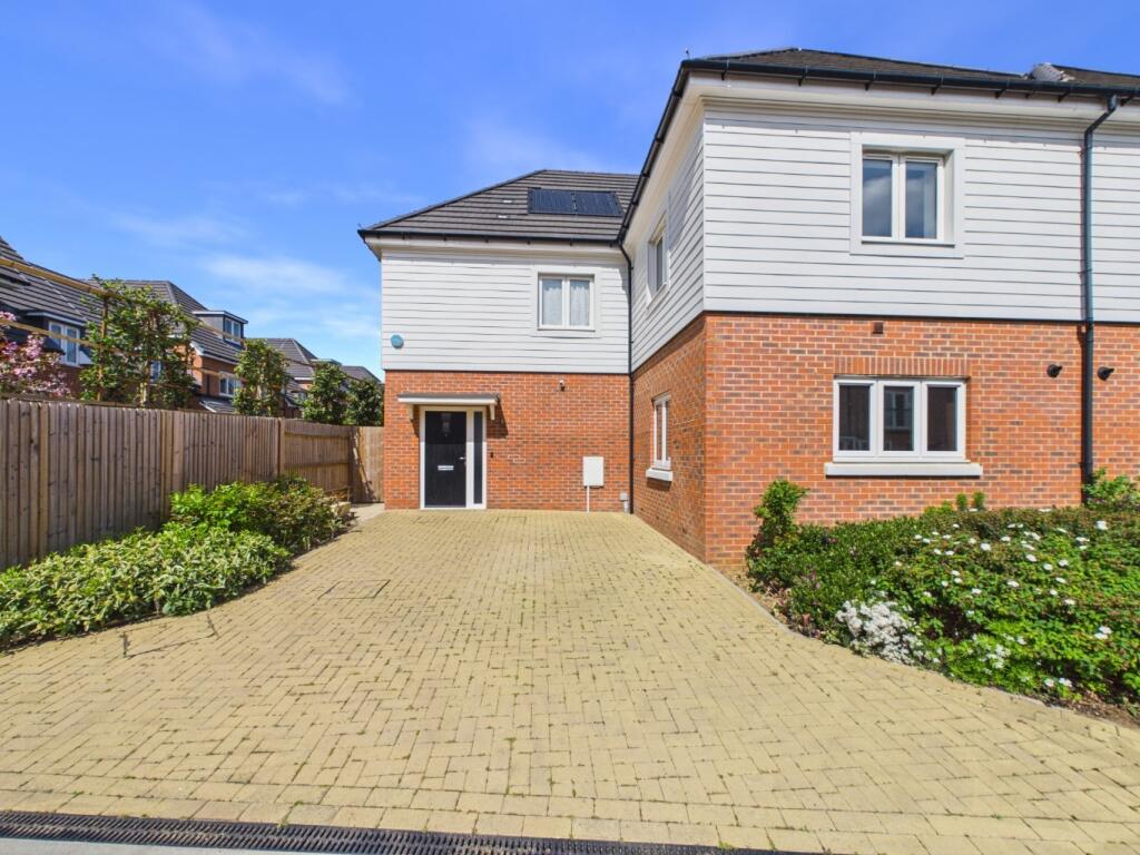Main image of property: London, Greater London, SE9
