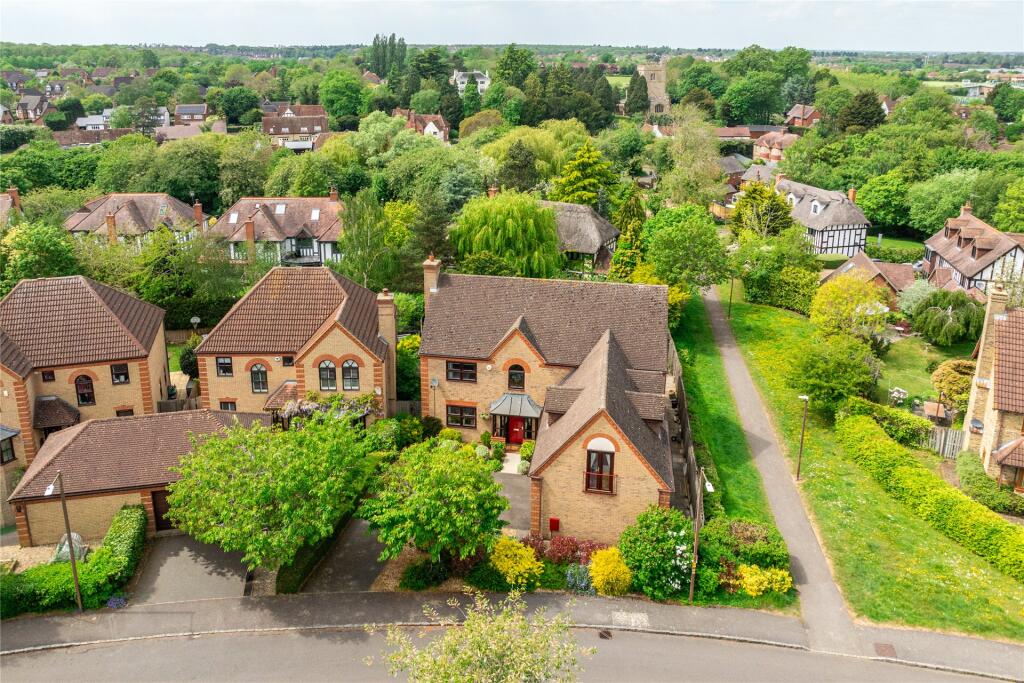 Main image of property: Pigott Drive, Shenley Church End, Milton Keynes, Buckinghamshire, MK5