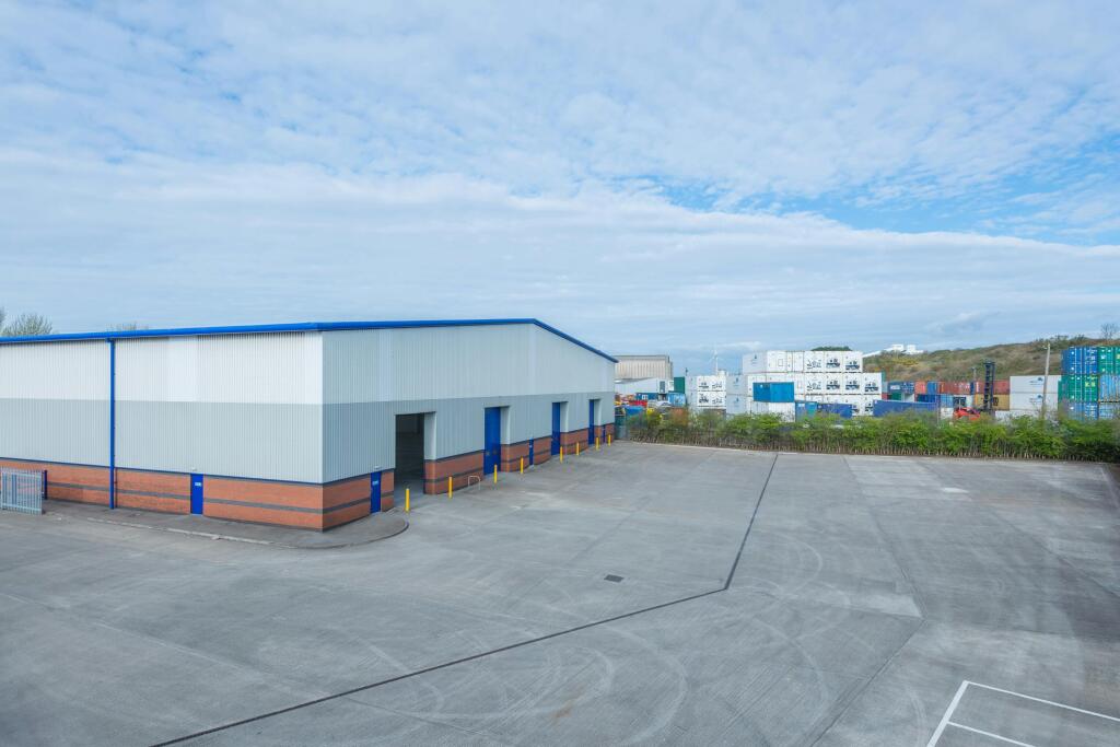 Unit-A-Access-18-Third-Way-8.jpg