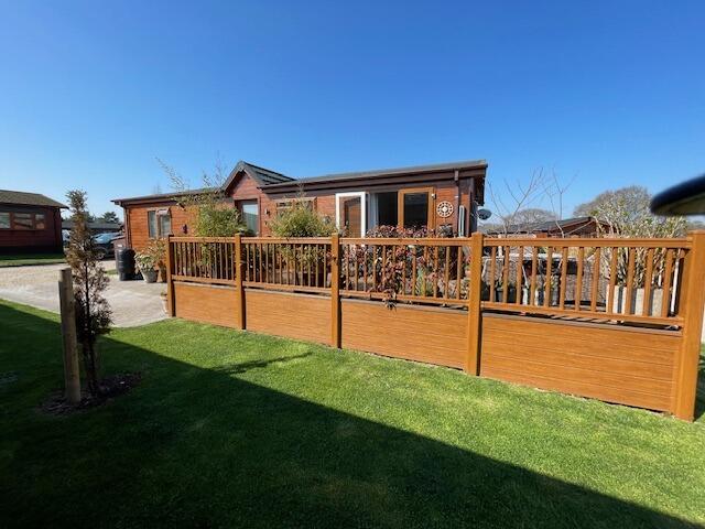2-bed caravan on Two Bed Kingston Carisbrook (42x20), Homestead Lake Country Park, Thorpe Road, Weeley, Essex, CO16 9JN, £160,000