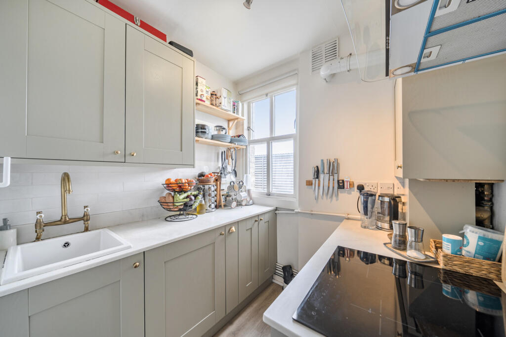 Apartment in London - View 4