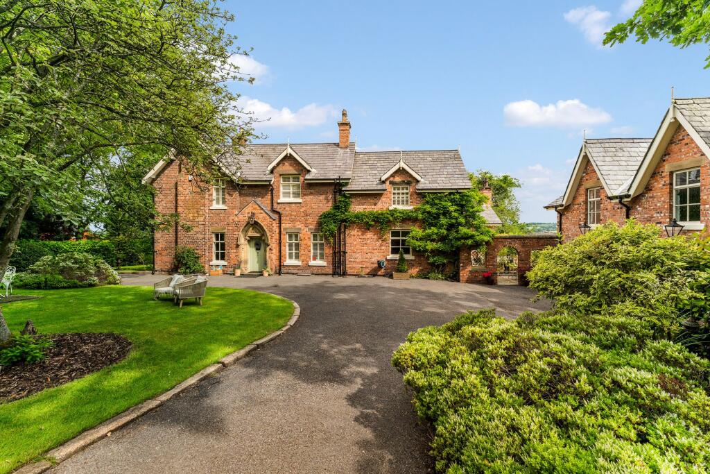 Main image of property: Higher Lane, Dalton, WN8