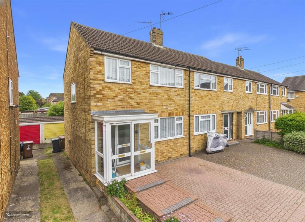 Main image of property: Yewtree Gardens, Chelmsford