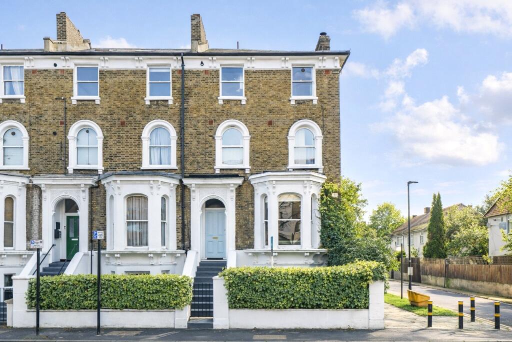 Main image of property: Gauden Road, London