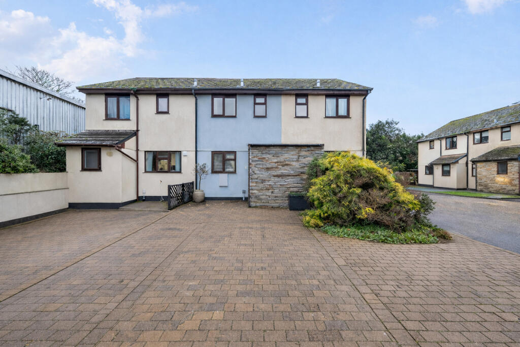 Cherry Tree Mews, St. Austell, PL25 photo 4