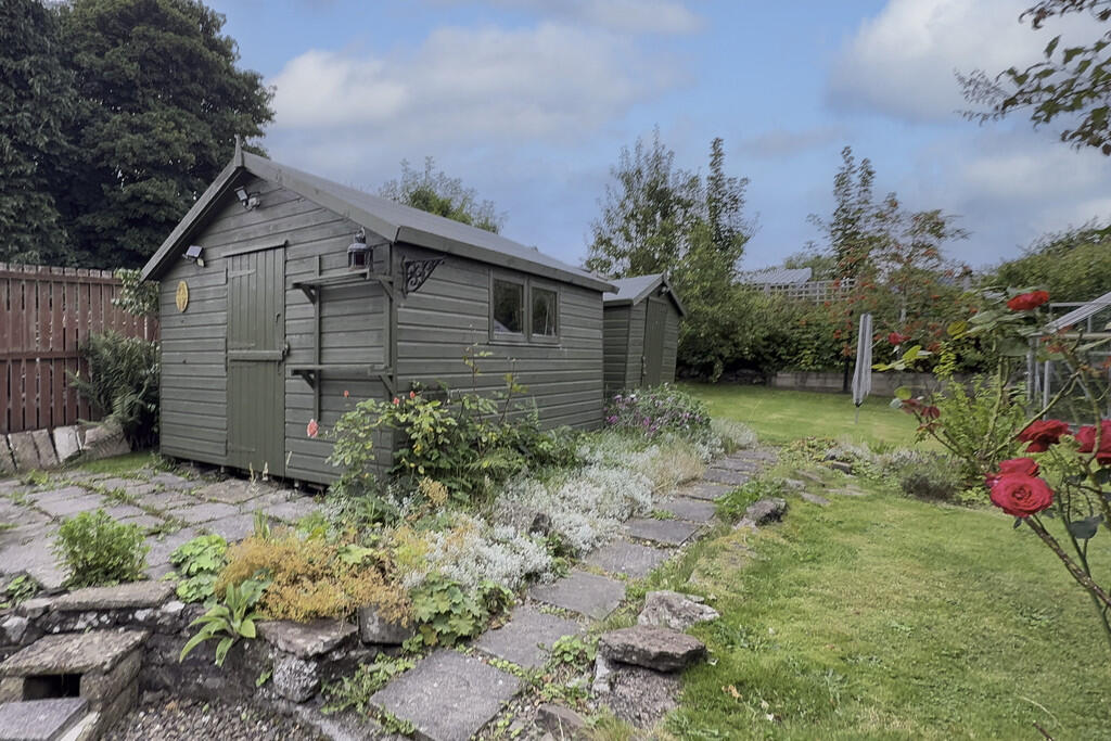 House in Perth - View 4