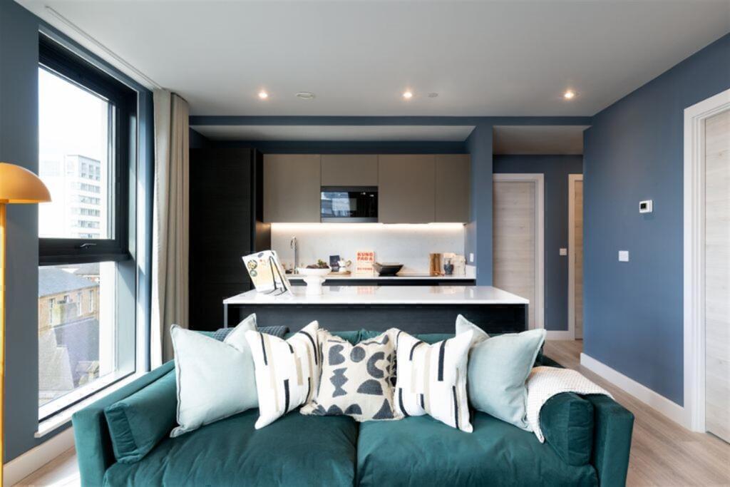 Apartment in Glasgow - View 3