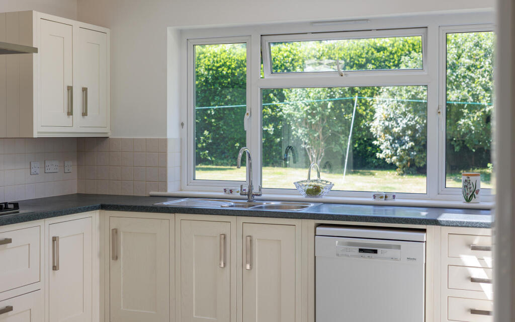 Swains Road, Bembridge - View 5