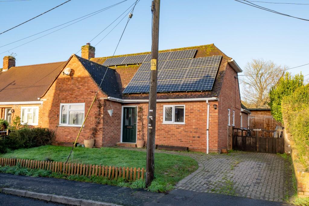 Main image of property: Greensey, Ragged Appleshaw, SP11 9HY
