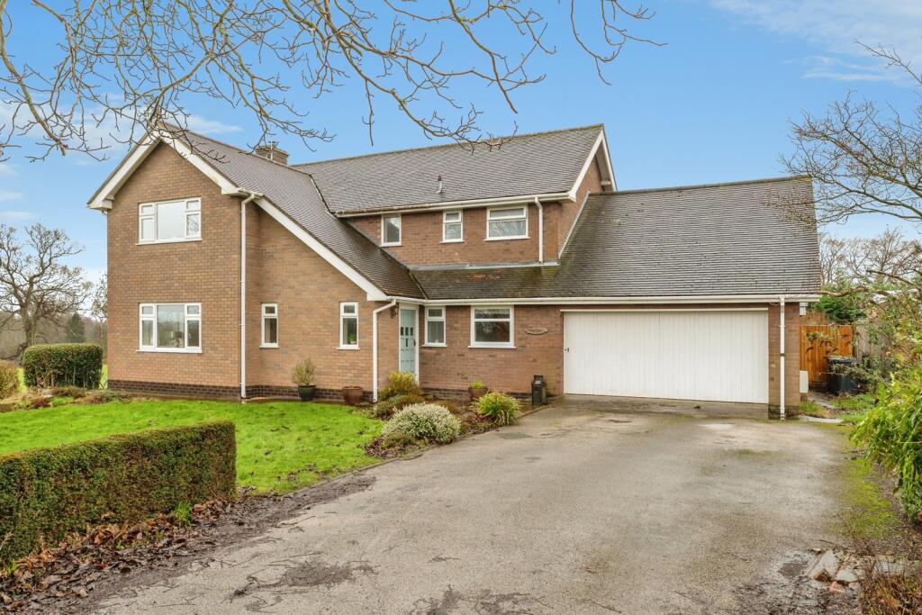 Main image of property: Manor Park, Great Barrow, Chester, CH3