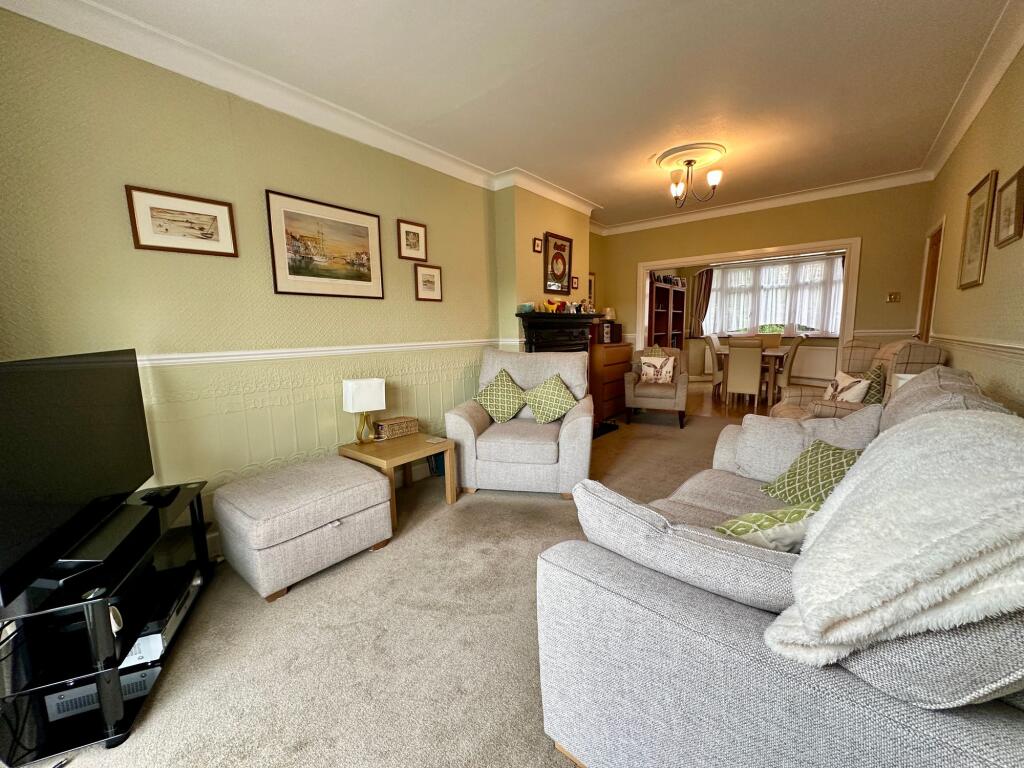 Kennel Lane, Billericay, CM11 photo 2