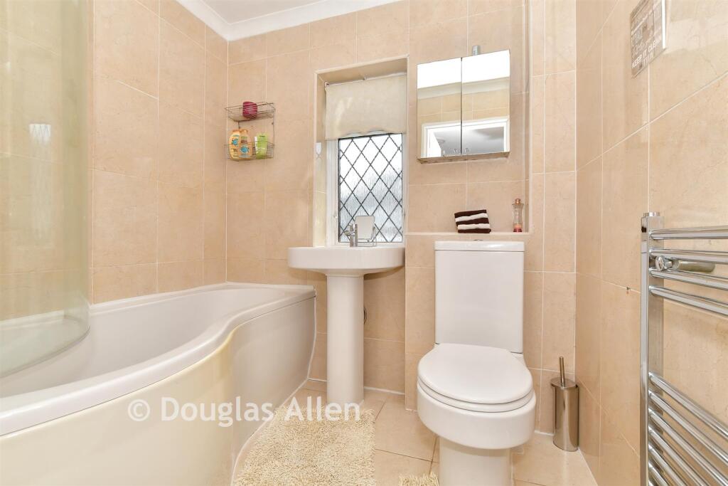 House in Ilford - More