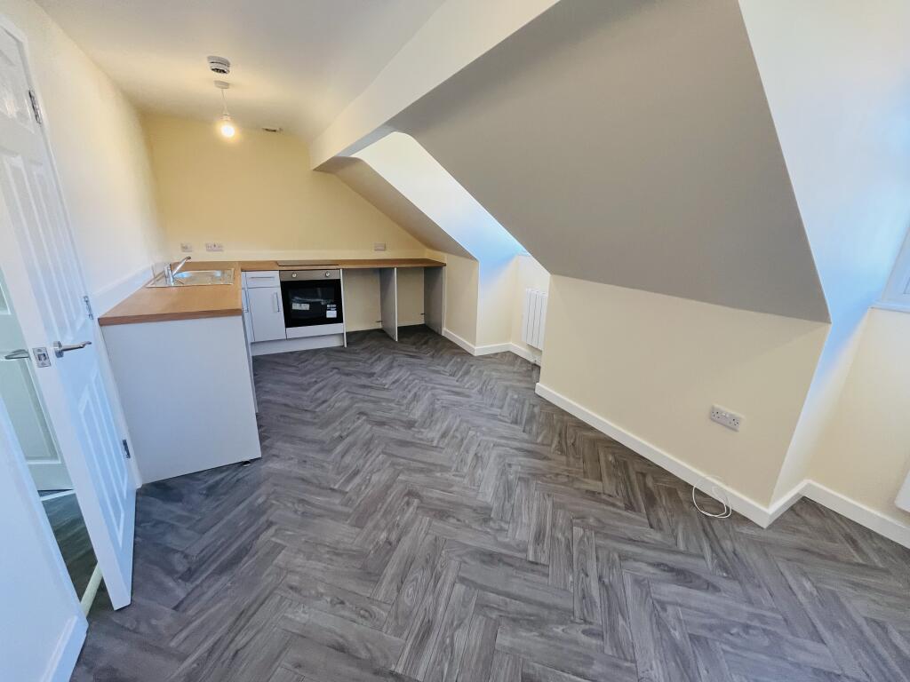 Main image of property: Flat 4, 19 Queen Street, Redcar, Redcar And Cleveland