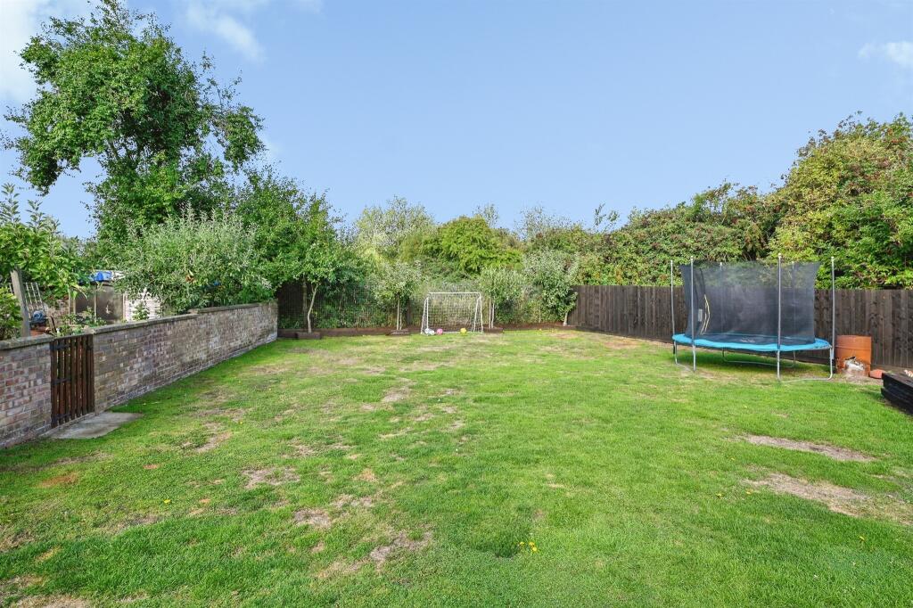 House in Peterborough - View 2