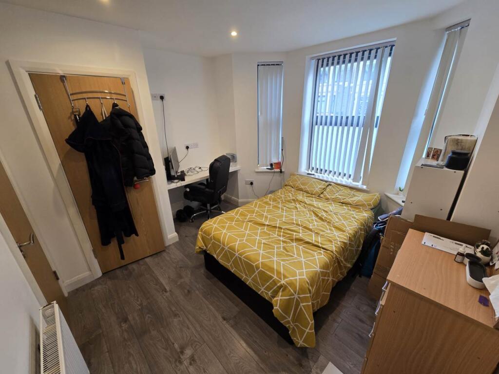 House in Cardiff - More