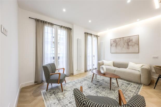 Main image of property: Charming Furbished Two Bedrooms Flat In Salamanca, Salamanca, Lista