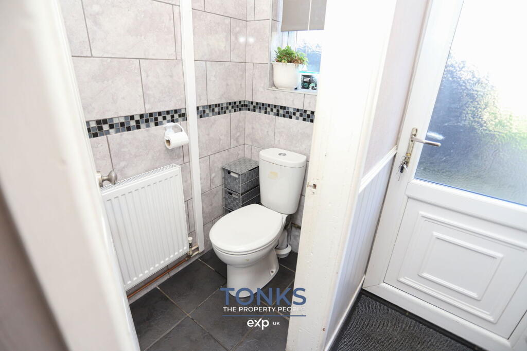 Additional image 9 of Highfield Crescent, Halesowen, B63 2BE