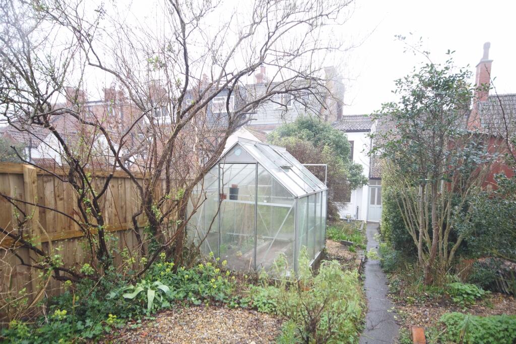 Additional image 20 of Victorian Cottage - Glastonbury