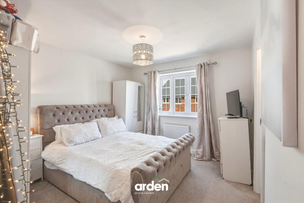 House in Malvern Hills, Broadheath - More