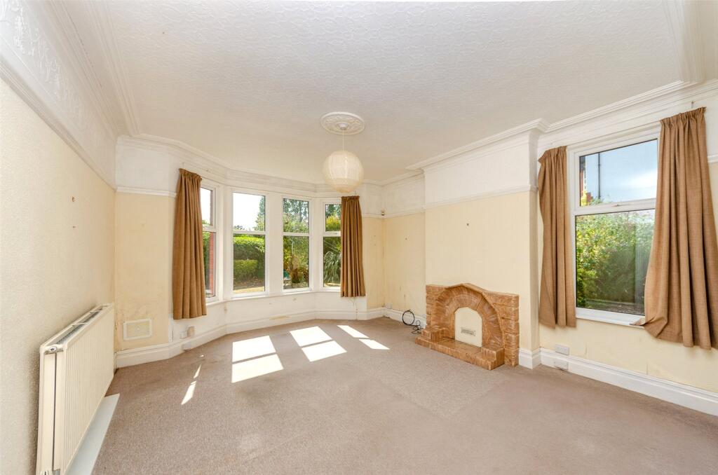 Kings Road, Colwyn Bay, Conwy, LL29 photo 4