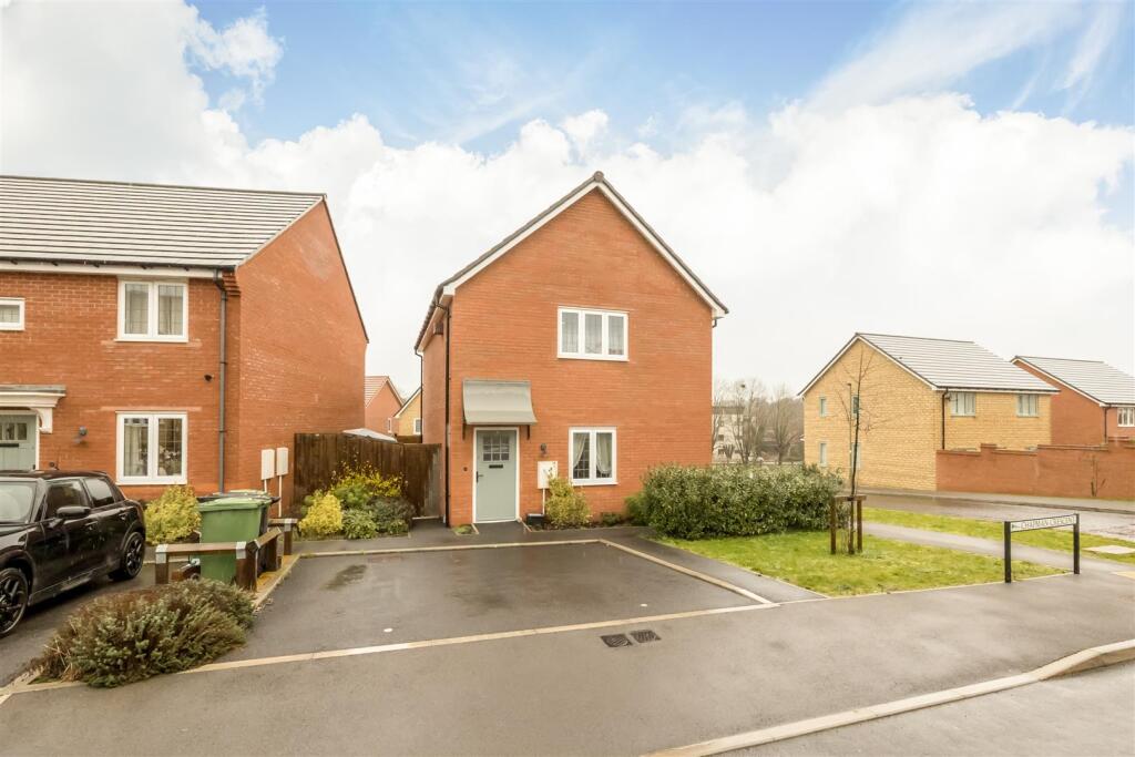 Main image of property: Chapman Crescent, Faringdon
