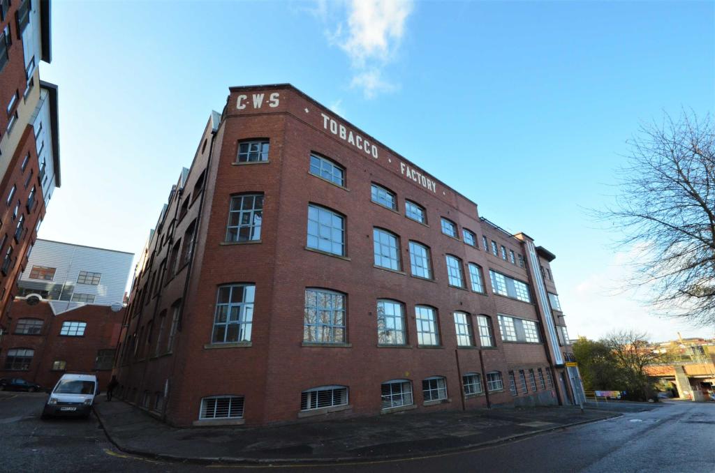 cws tobacco factory manchester House Prices in M4 4TF