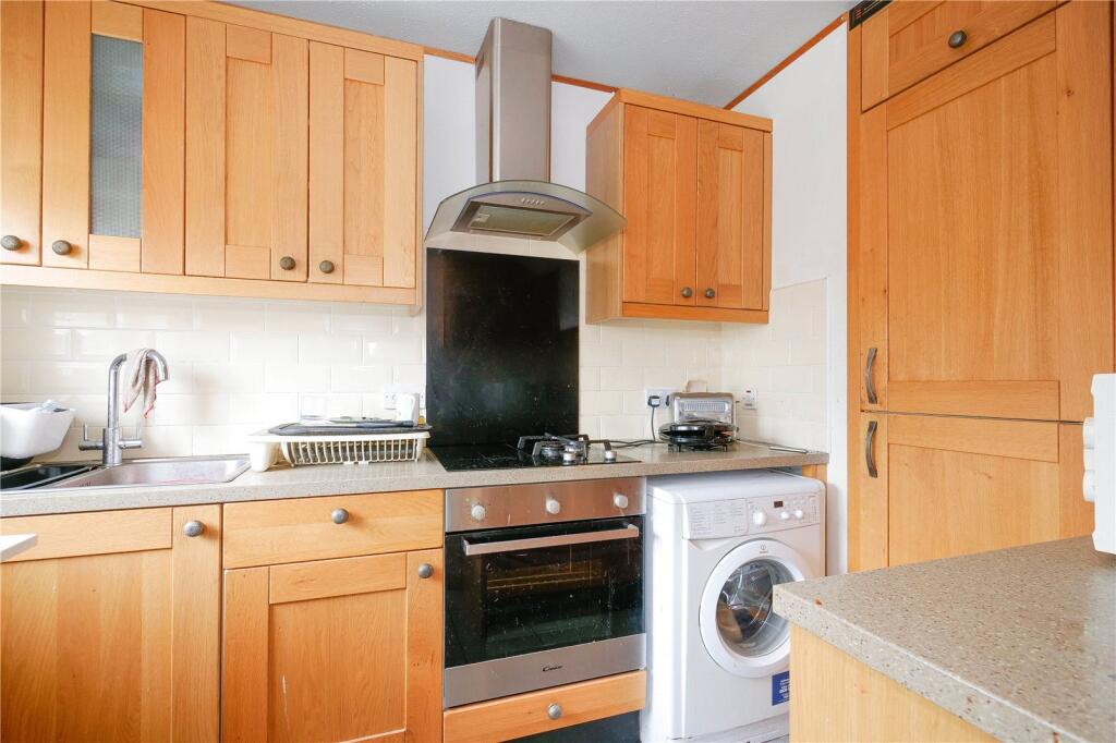 Additional image 3 of Dewhirst Close, Baildon, Shipley, West Yorkshire, BD17