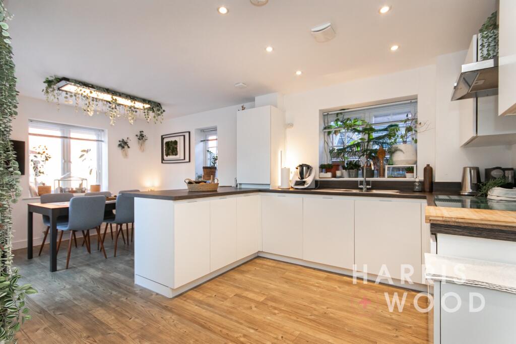 Oakhouse Close, Colchester, Essex, CO4 photo 2