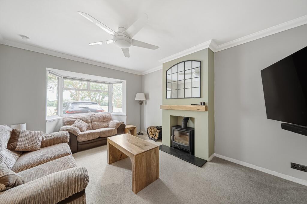 House in London - View 2
