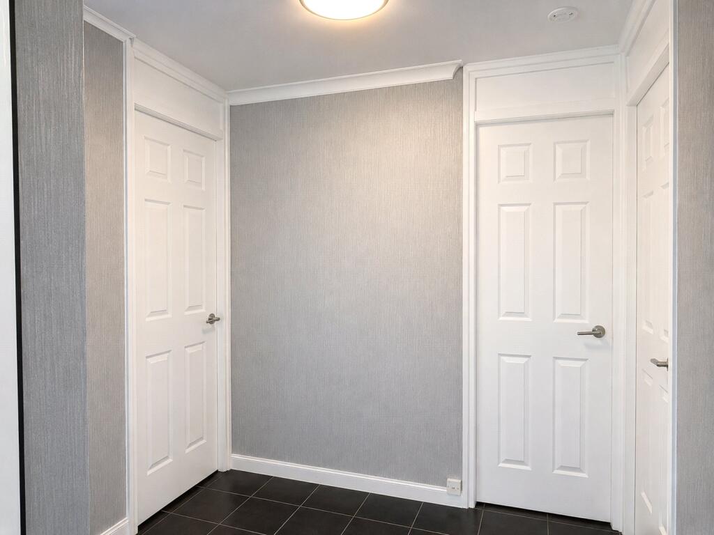 Apartment in Redditch, Worcestershire - View 4